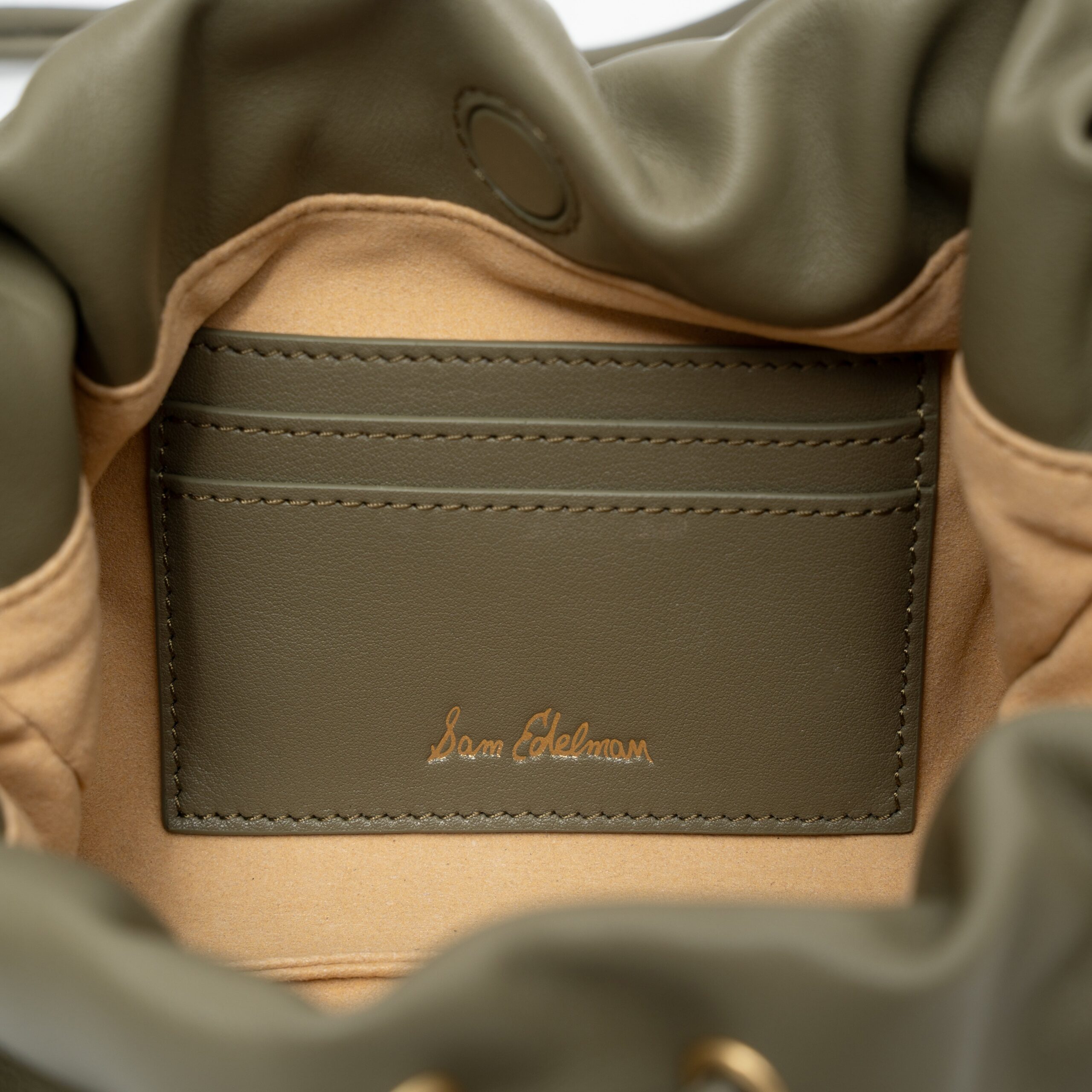 Emme Cloud Bag - Image 4